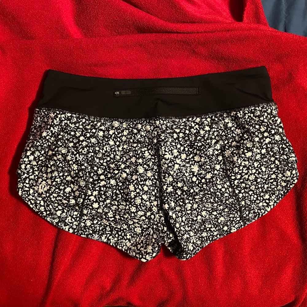 Lululemon speed ups 2.5